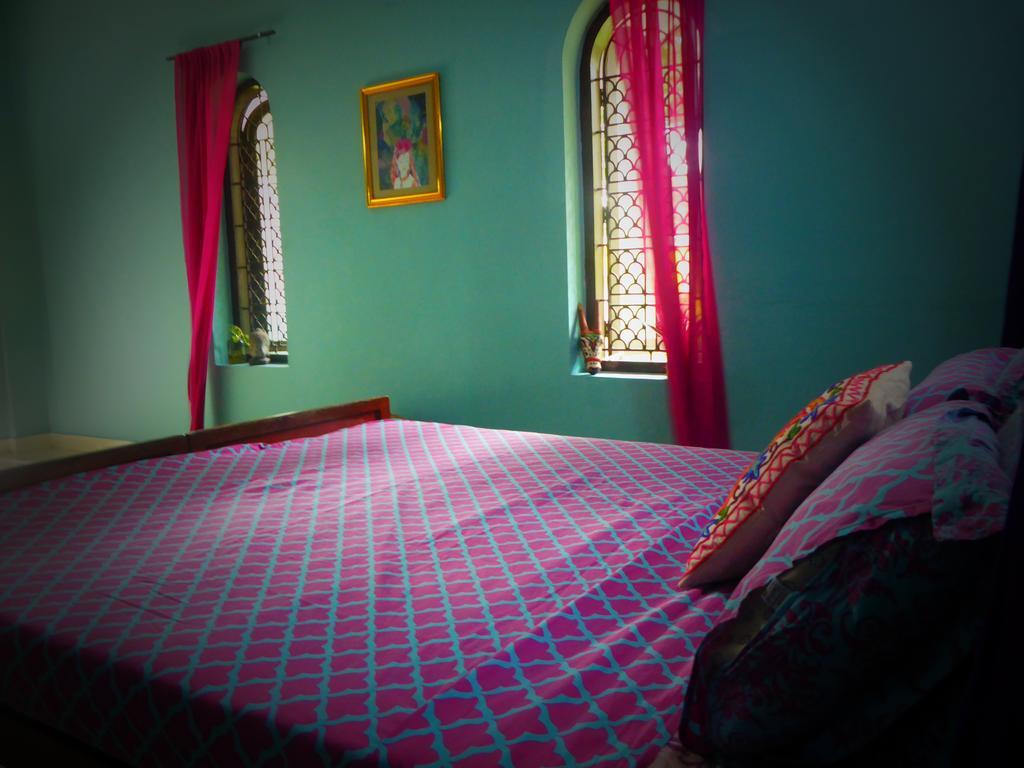 Mk Gardens Surf & Yoga House Hotel Varkala Exterior foto