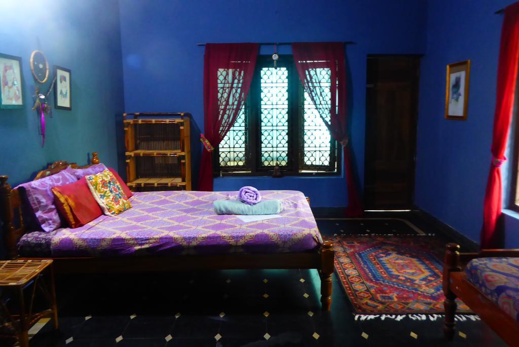 Mk Gardens Surf & Yoga House Hotel Varkala Exterior foto